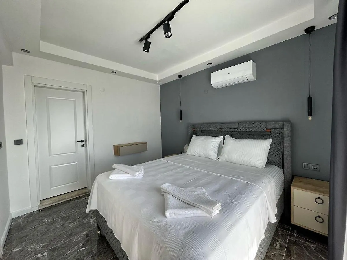 Luxury Villa In Oeluedeniz Fethiye