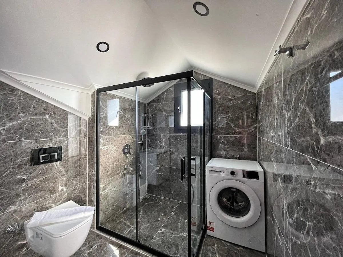Luxury Villa In Oeluedeniz Fethiye 0*,